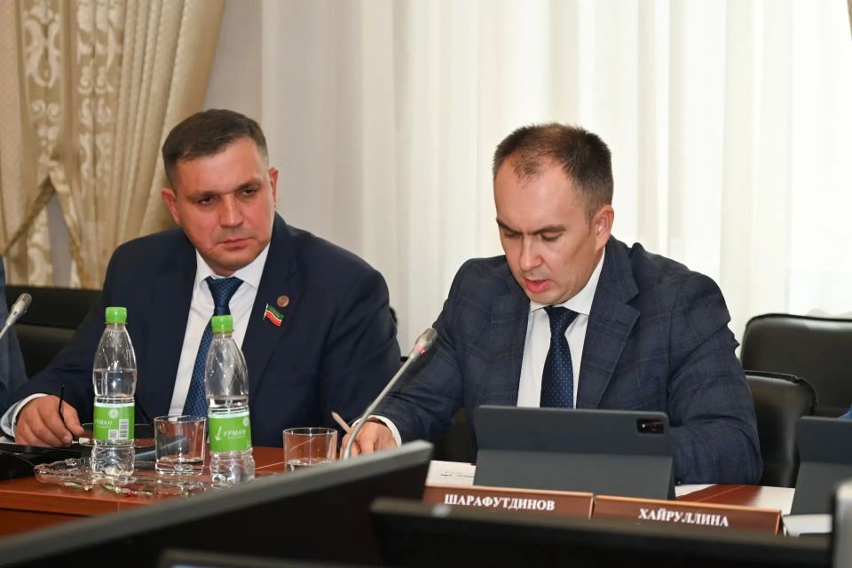 Профильный комитет рассмотрел вопросы охраны биоресурсов в Татарстане Профильный комитет рассмотрел вопросы охраны биоресурсов в Татарстане