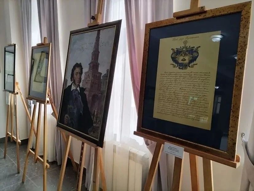 В Музее А.М. Горького и Ф.И. Шаляпина представили выставку, посвящённую 200-летию поэтического цикла А.С. Пушкина «Подражания Корану» В Музее А.М. Горького и Ф.И. Шаляпина представили выставку, посвящённую 200-летию поэтического цикла А.С. Пушкина «Подражания Корану»