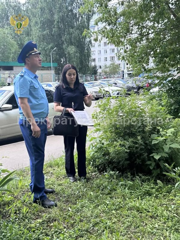 В Набережных Челнах 10-летний ребенок выпал из окна балкона многоэтажного дома В Набережных Челнах 10-летний ребенок выпал из окна балкона многоэтажного дома