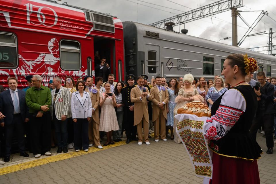 В Казань прибудет «Театральный поезд» В Казань прибудет «Театральный поезд»