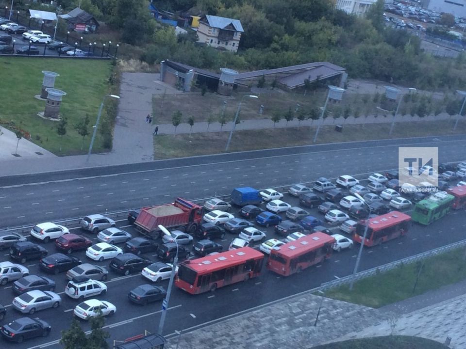 92 автомобиля и мотоцикла сняли с регистрации в Казани за превышение шума
