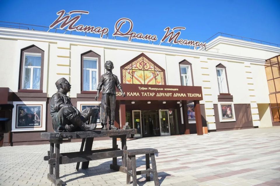 Нижнекамский татарский драматический театр имени Т. А. Миннуллина запустил новый театральный проект — « гостях у Туфана»