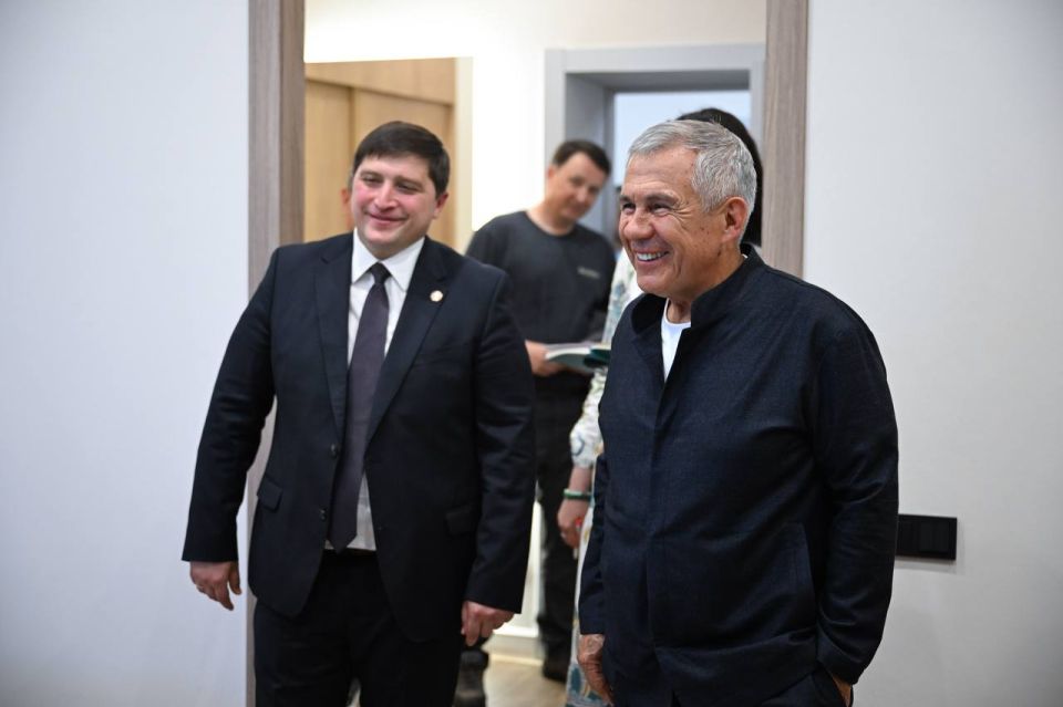 Сегодня к нам прибыл Раис Татарстана Рустам Нургалиевич Минниханов Сегодня к нам прибыл Раис Татарстана Рустам Нургалиевич Минниханов