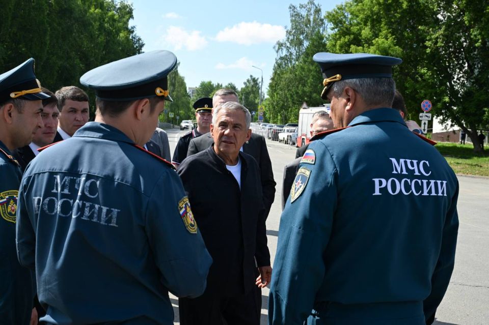 Сегодня к нам прибыл Раис Татарстана Рустам Нургалиевич Минниханов Сегодня к нам прибыл Раис Татарстана Рустам Нургалиевич Минниханов
