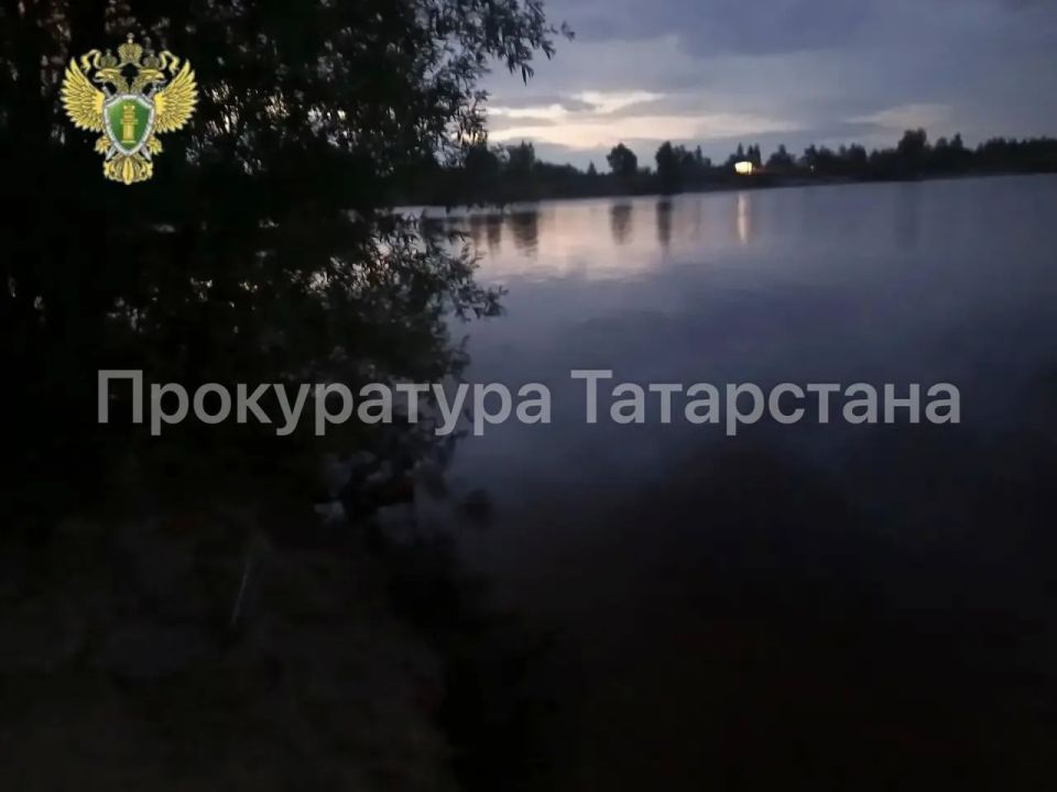 Четырехлетний ребенок и мужчина, пытавшийся его спасти, утонули на берегу реки в Татарстане