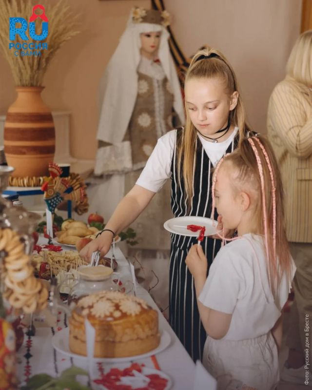 В Русском доме в Бресте познакомились с русской кухней В Русском доме в Бресте познакомились с русской кухней