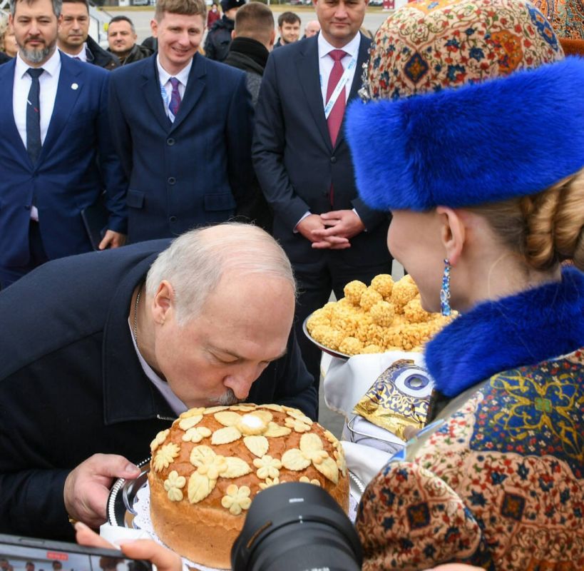 Президент Беларуси Александр Лукашенко прилетит в Казань на саммит АСЕАН Президент Беларуси Александр Лукашенко прилетит в Казань на саммит АСЕАН