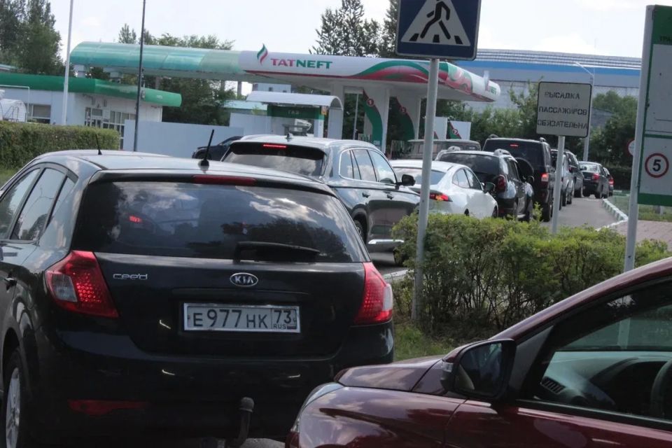 Бензин попал под ограничения