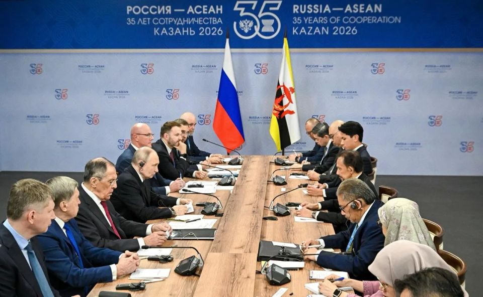 Выступление Президента России В.В.Путина в ходе встречи с Султаном Государства Бруней-Даруссалам Хассаналом Болкиахом (17 июня 2026 года)