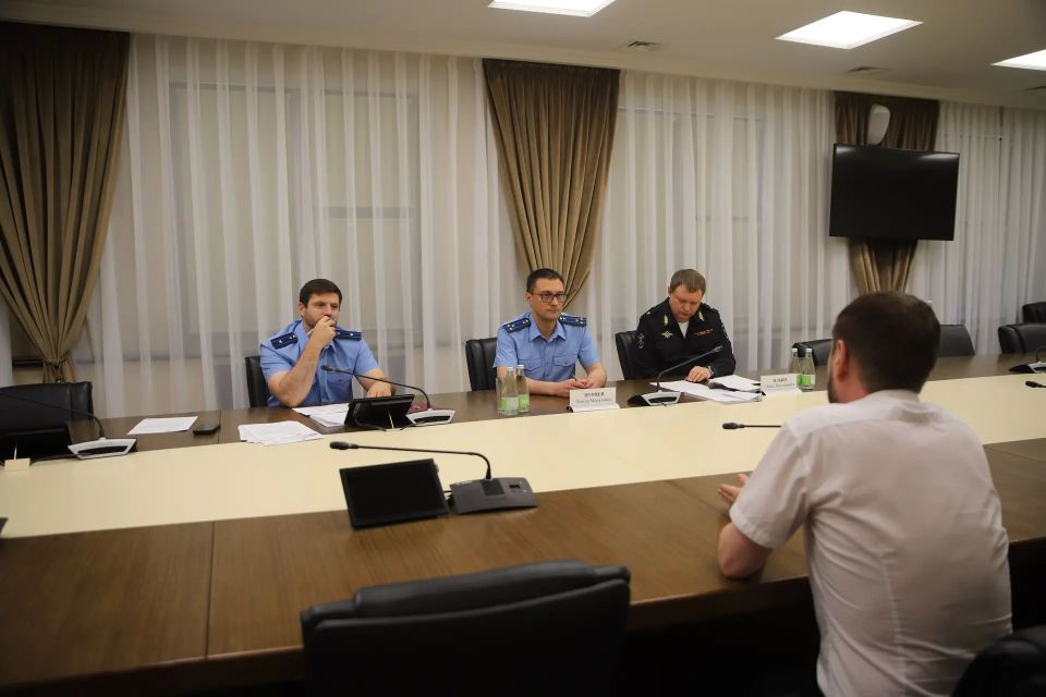В Казани подвели итоги совместного приема граждан по вопросам соблюдения уголовно-процессуального законодательства В Казани подвели итоги совместного приема граждан по вопросам соблюдения уголовно-процессуального законодательства