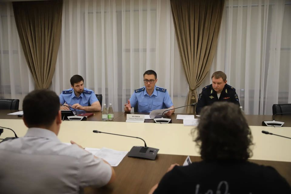В Казани подвели итоги совместного приема граждан по вопросам соблюдения уголовно-процессуального законодательства В Казани подвели итоги совместного приема граждан по вопросам соблюдения уголовно-процессуального законодательства