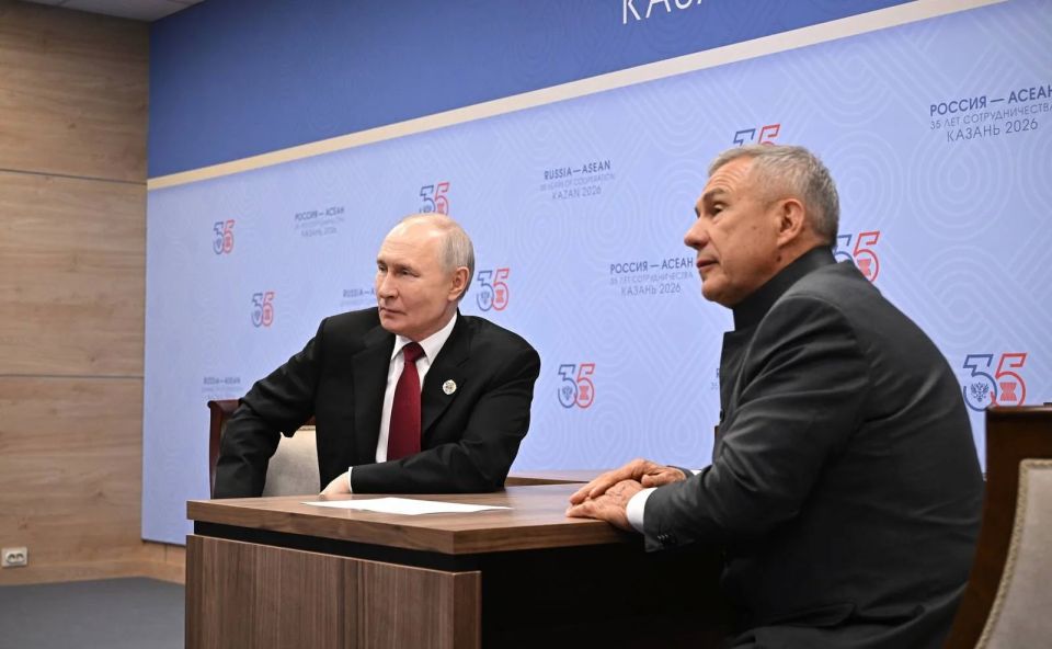 Владимир Путин назвал Казань красивым и древним городом, который олицетворяет культурное и конфессиональное многообразие нашей страны Владимир Путин назвал Казань красивым и древним городом, который олицетворяет культурное и конфессиональное многообразие нашей страны