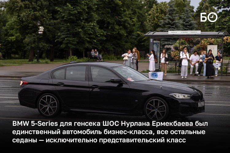 «Для жителей Казани, наверное, дополнительная нагрузка — все эти кортежи туда-сюда, перекрытия улиц. Приношу свои извинения в этой связи казанцам, но вместе со словами благодарности», — говорил Владимир Путин, благодаря... «Для жителей Казани, наверное, дополнительная нагрузка — все эти кортежи туда-сюда, перекрытия улиц. Приношу свои извинения в этой связи казанцам, но вместе со словами благодарности», — говорил Владимир Путин, благодаря...