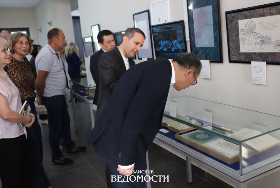 От Михайловского до Казани: как «Подражания Корану» стали 33 каллиграфическими шедеврами От Михайловского до Казани: как «Подражания Корану» стали 33 каллиграфическими шедеврами