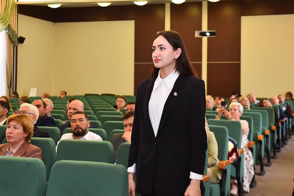 В Нижнекамске назначили новых руководителей в сферах ЖКХ и молодежной политики В Нижнекамске назначили новых руководителей в сферах ЖКХ и молодежной политики
