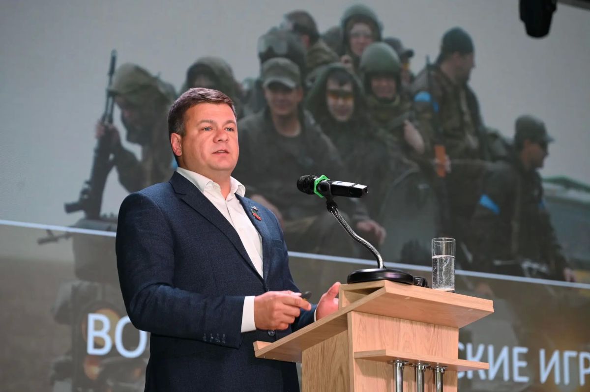 Фарид Мухаметшин: «В Татарстане выстроена комплексная система патриотического воспитания» Фарид Мухаметшин: «В Татарстане выстроена комплексная система патриотического воспитания»