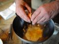 Нежные сырники: как приготовить любимое лакомство с ресторанным стилем
