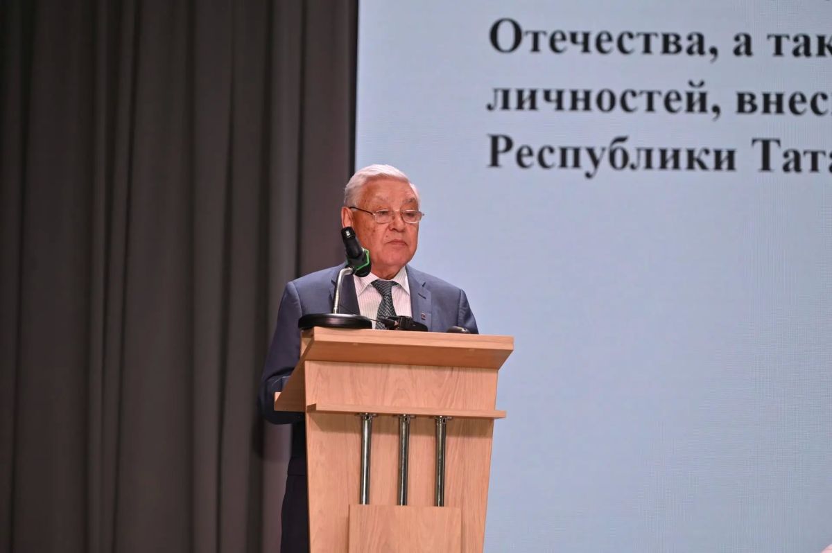 Фарид Мухаметшин: «В Татарстане выстроена комплексная система патриотического воспитания» Фарид Мухаметшин: «В Татарстане выстроена комплексная система патриотического воспитания»
