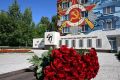 Рустам Минниханов возложил цветы к мемориалу работников Казанского порохового завода