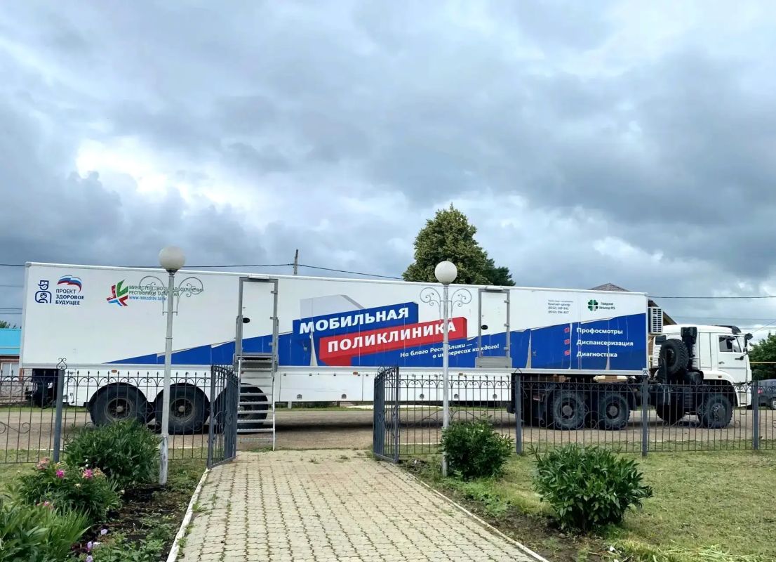 На этой неделе мобильная поликлиника Городской больницы №5 принимает жителей села Поисево Актанышского района