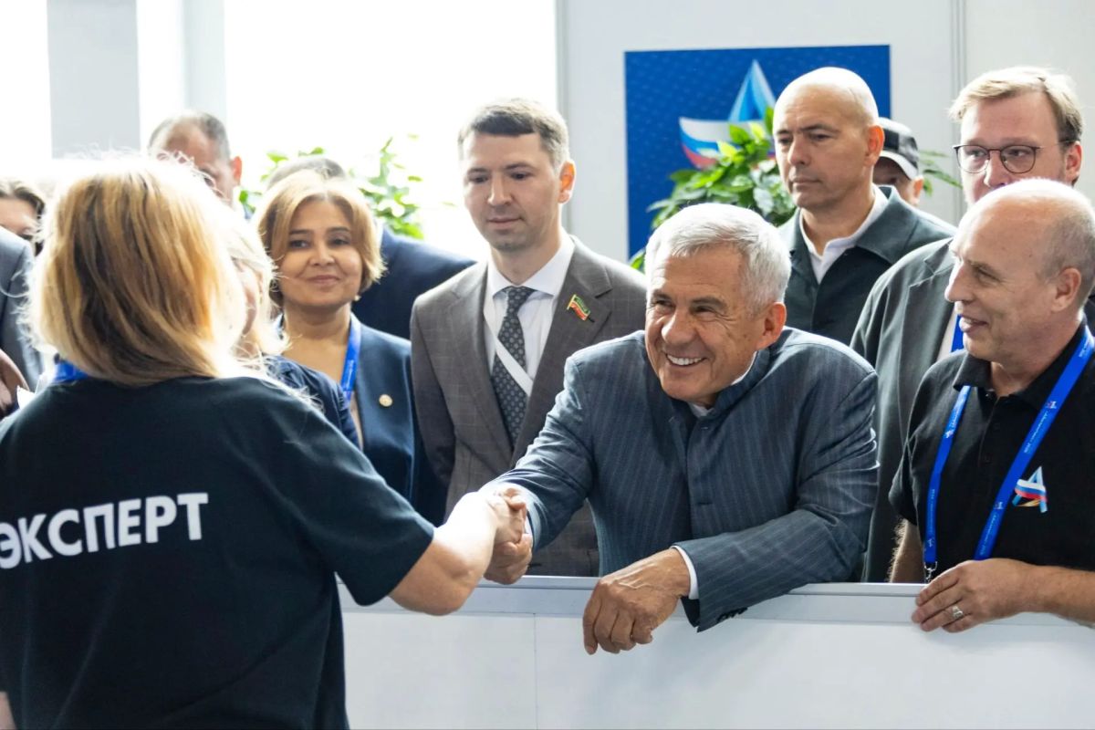 Рустам Минниханов: Сегодня посетили соревновательные площадки второго Чемпионата по профессиональному мастерству среди участников специальной военной операции «Абилимпикс» Рустам Минниханов: Сегодня посетили соревновательные площадки второго Чемпионата по профессиональному мастерству среди участников специальной военной операции «Абилимпикс»