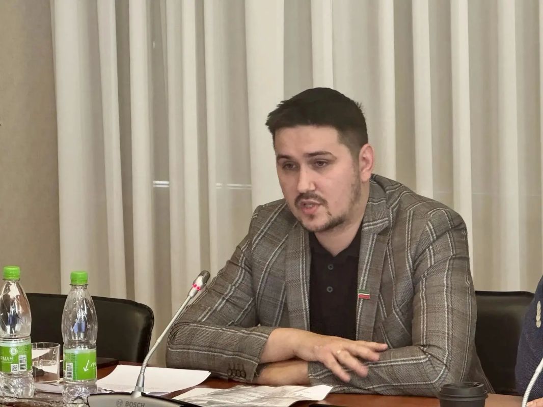 Вопросы внедрения искусственного интеллекта в образовательную среду обсудили на круглом столе в парламенте республики Вопросы внедрения искусственного интеллекта в образовательную среду обсудили на круглом столе в парламенте республики