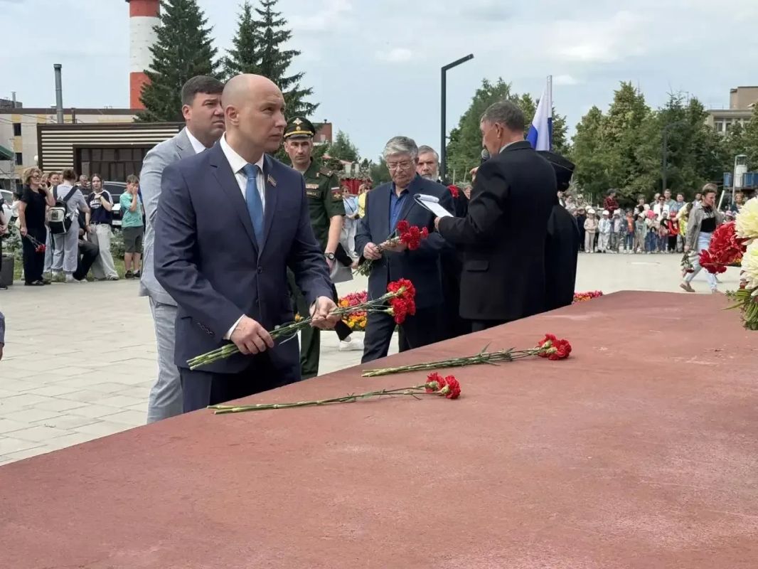 Депутатская неделя в округах Продолжается работа депутато Депутатская неделя в округах Продолжается работа депутато