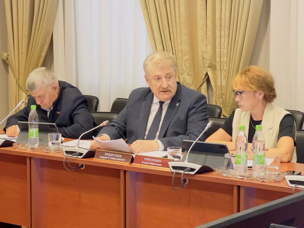 Одиннадцать политических партий смогут участвовать в выборах депутатов Государственной Думы без сбора подписей Одиннадцать политических партий смогут участвовать в выборах депутатов Государственной Думы без сбора подписей