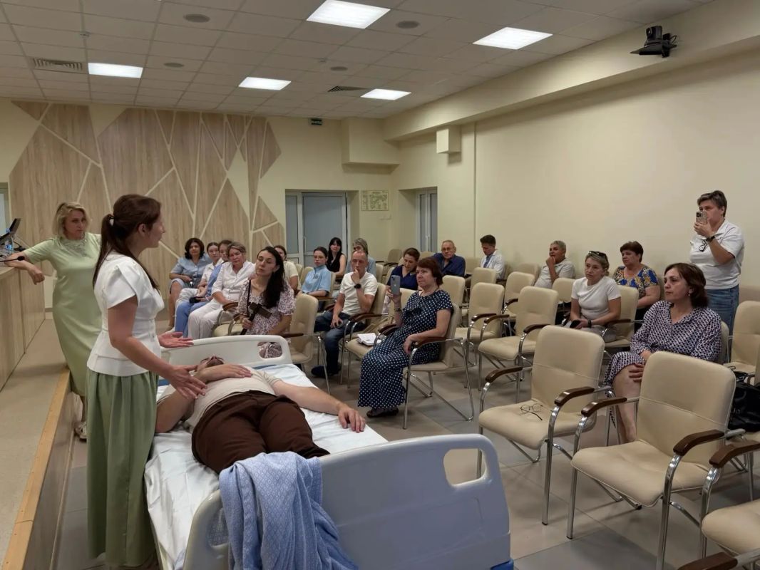 В поликлинике №21 Казани стартовал проект по обучению уходу за лежачими пациентами В поликлинике №21 Казани стартовал проект по обучению уходу за лежачими пациентами