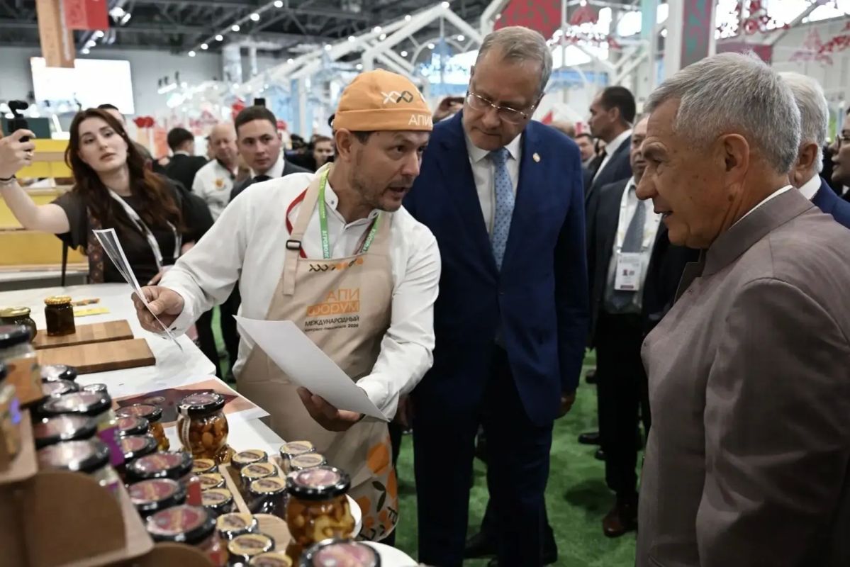 Рустам Минниханов: Сегодня на «Казань Экспо» стартовал Международный форум потребительской кооперации