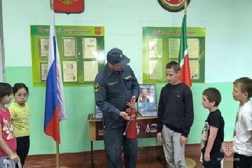 Чтобы каникулы были безопасными: Открытые двери в пожарных частях Чтобы каникулы были безопасными: Открытые двери в пожарных частях