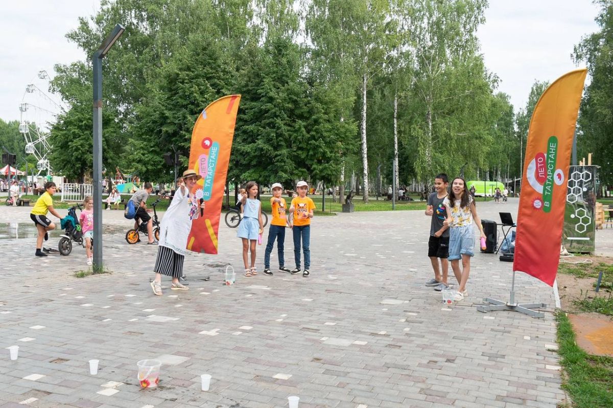 В парке «Семья» ярко отпраздновали День Ивана Купала В парке «Семья» ярко отпраздновали День Ивана Купала