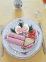 Летние рулетики из ветчины с неотразимым творожным сыром и свежими огурцами