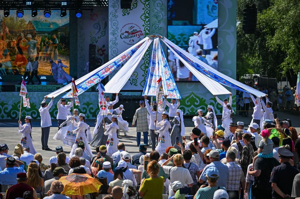 В Омске состоялся XXVI Федеральный Сабантуй В Омске состоялся XXVI Федеральный Сабантуй
