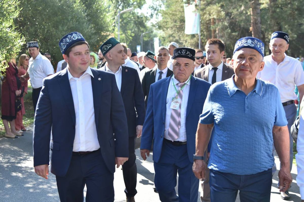 Федеральный Сабантуй в Омске: традиции, угощения и борьба крш Федеральный Сабантуй в Омске: традиции, угощения и борьба крш