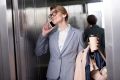 Зачем в лифтах зеркала: секреты, о которых вы не догадывались