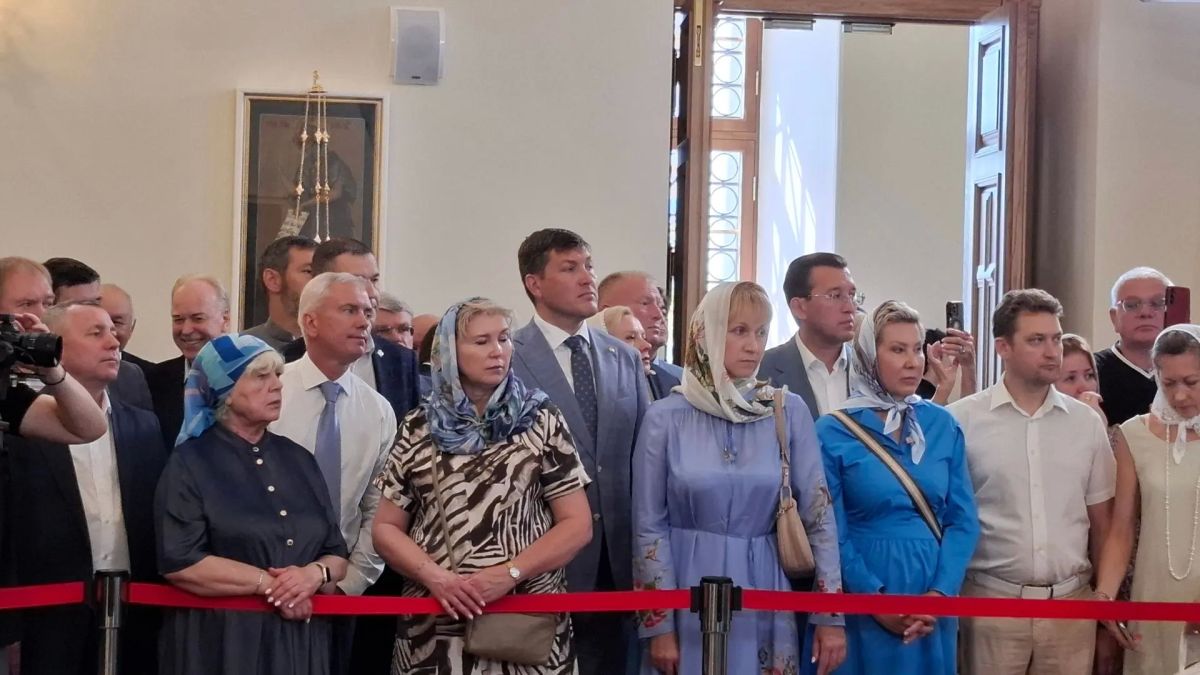 Патриарх Кирилл освятил отреставрированный храм Николы Тульского в Казани Патриарх Кирилл освятил отреставрированный храм Николы Тульского в Казани