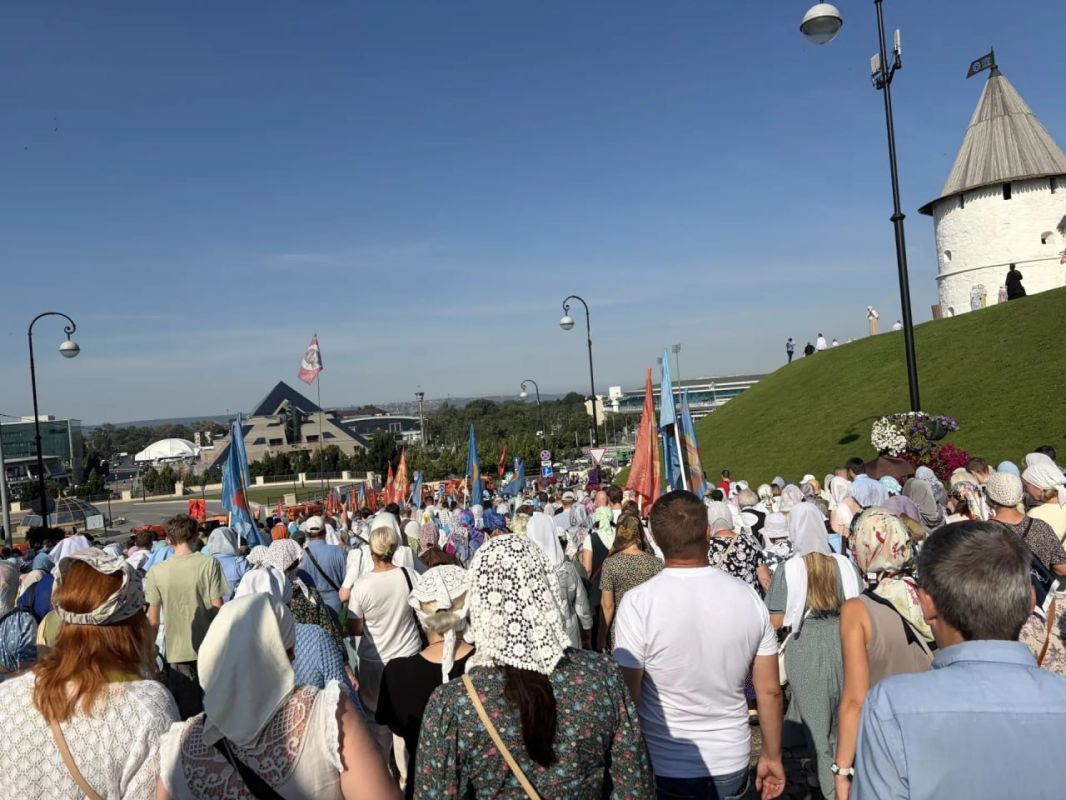 21 июля Православная Церковь совершает праздник в честь Казанской иконы Божией Матери 21 июля Православная Церковь совершает праздник в честь Казанской иконы Божией Матери