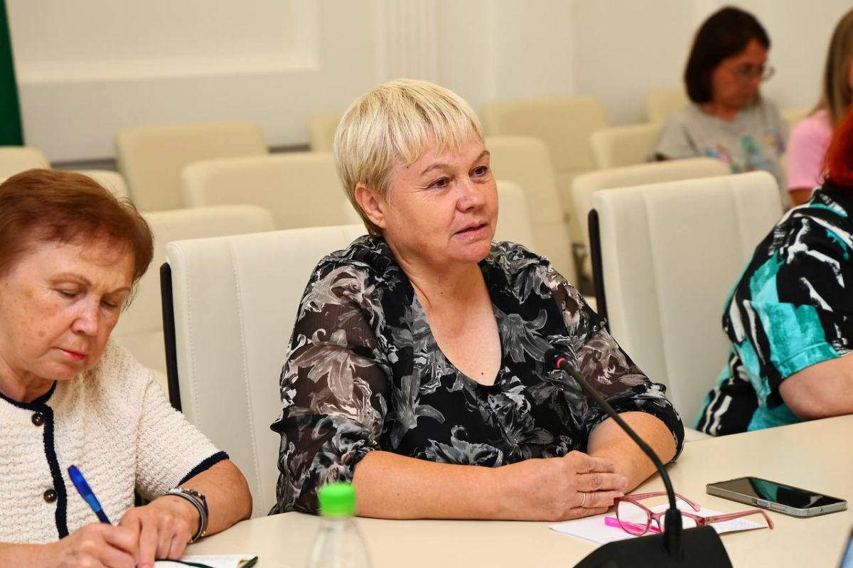 В Нижнекамске обсудили развитие территориального общественного самоуправления В Нижнекамске обсудили развитие территориального общественного самоуправления