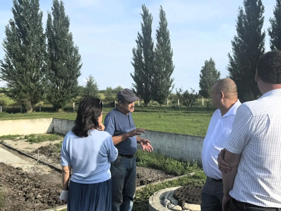 В Камско-Устьинском районе прошел прием жителей по тарифным вопросам В Камско-Устьинском районе прошел прием жителей по тарифным вопросам