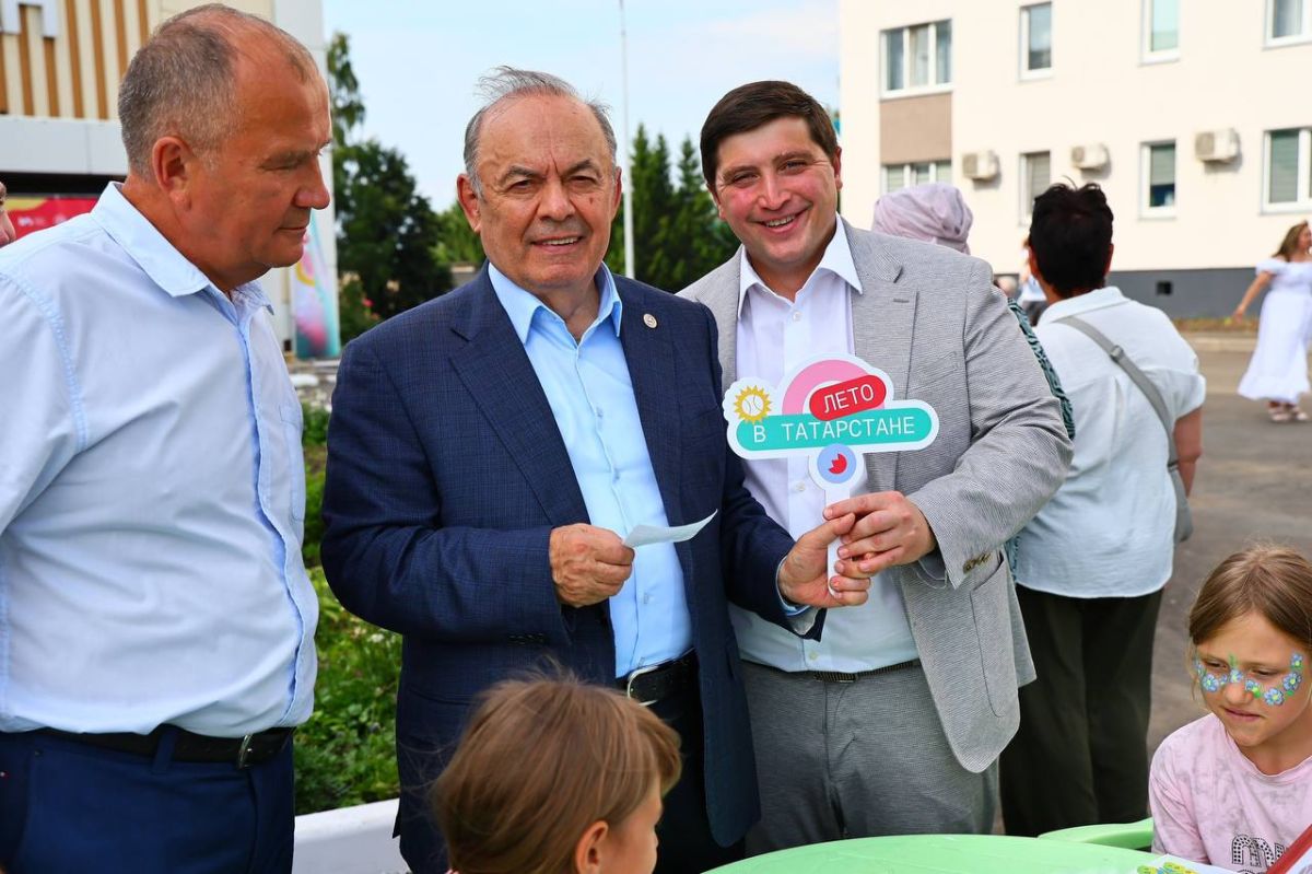 В Камских Полянах отремонтировали 99% дворов по программе «Наш двор» В Камских Полянах отремонтировали 99% дворов по программе «Наш двор»