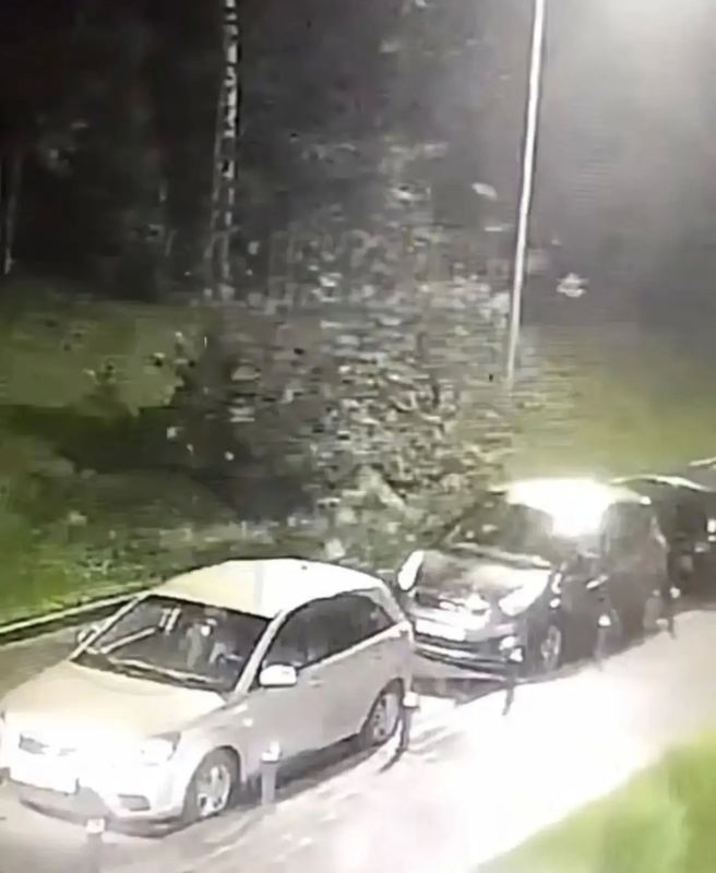 В Татарстане ураган повалил 20 деревьев – погиб 64-летний мужчина, сообщили в ГУ МЧС РФ по РТ В Татарстане ураган повалил 20 деревьев – погиб 64-летний мужчина, сообщили в ГУ МЧС РФ по РТ
