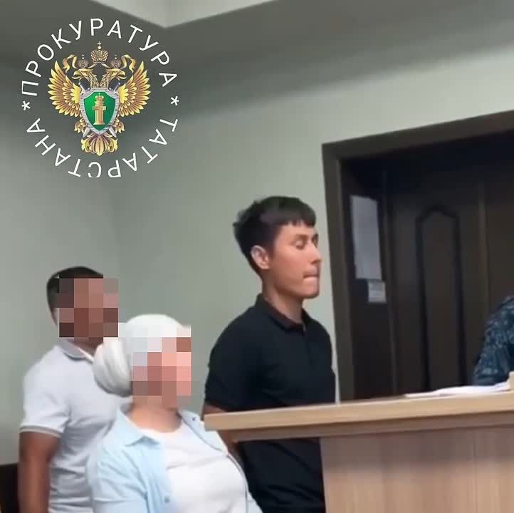 Прокуратура Балтасинского района поддержала обвинение по ч. 1 ст. 264.1 УК РФ в отношении 19-летнего водителя, сбившего на переходе трех несовершеннолетних