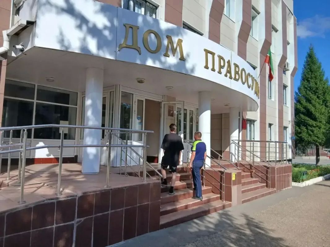 В Бугульме Госавтоинспекция усиливает контроль за незаконной тонировкой