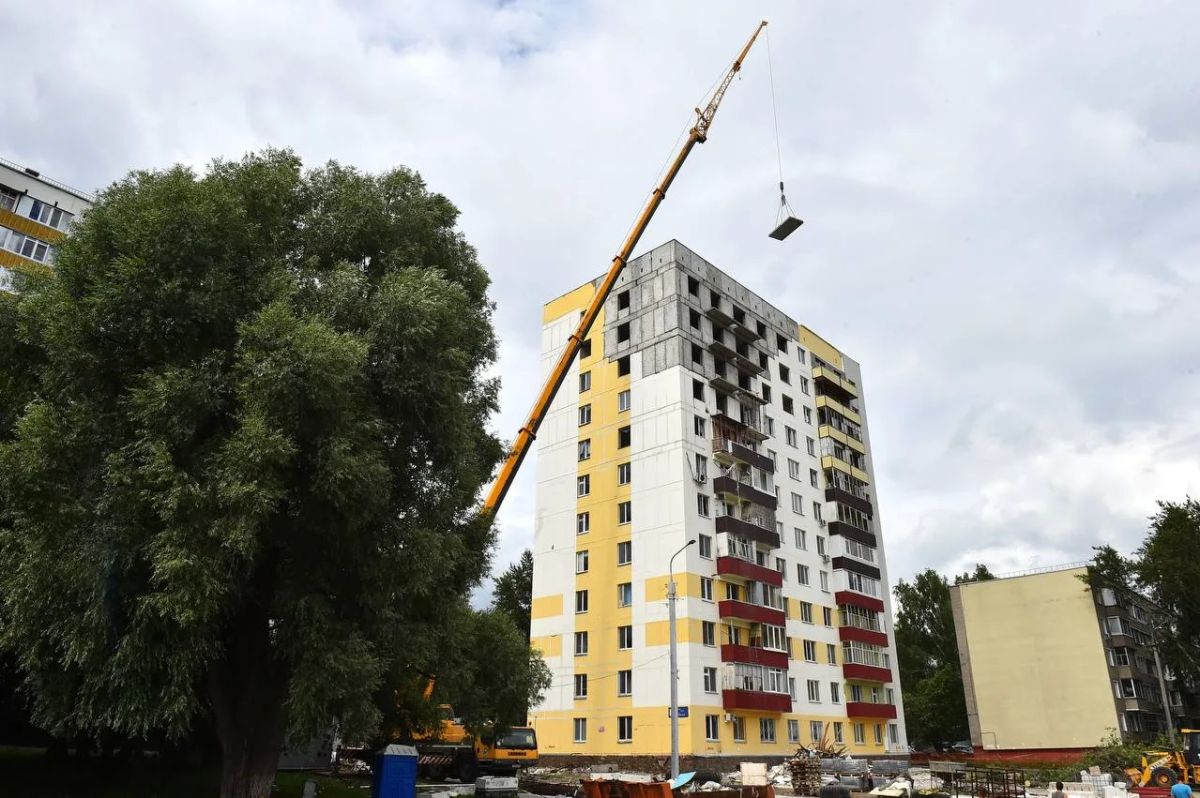 В Нижнекамске продолжают восстанавливать дом, пострадавший после атаки БПЛА В Нижнекамске продолжают восстанавливать дом, пострадавший после атаки БПЛА