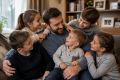 В Госдуме предложили учредить награду для многодетных отцов