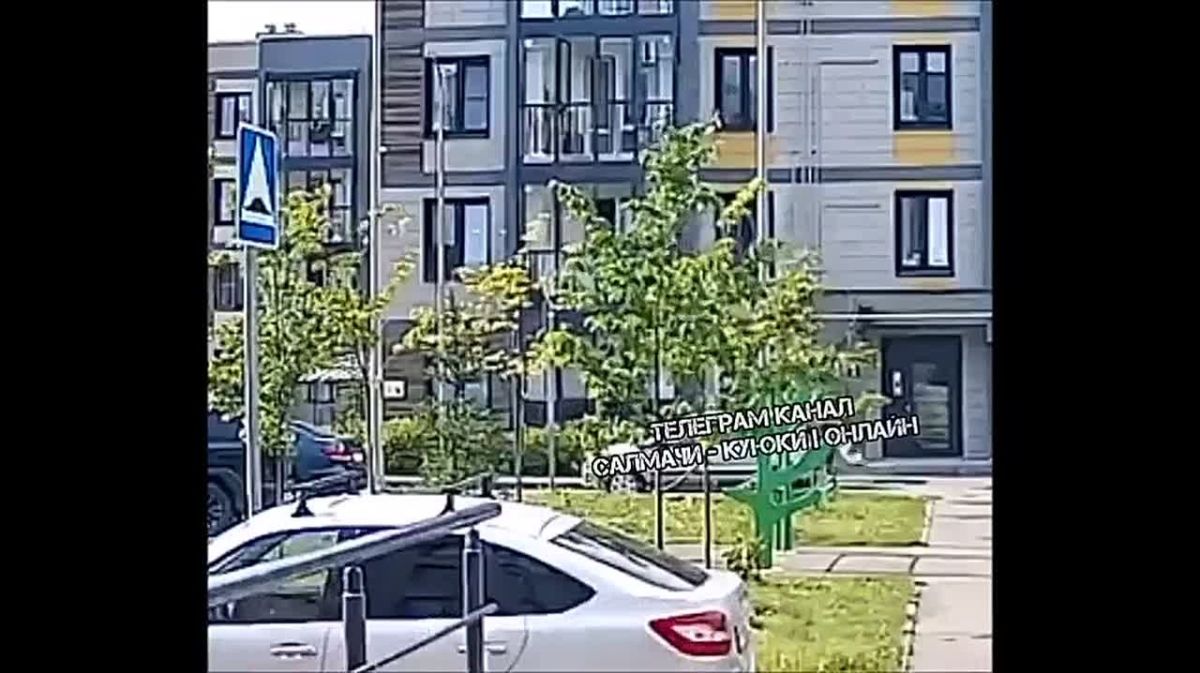 Мужчина избил женщину у ЖК в Пестречинском районе