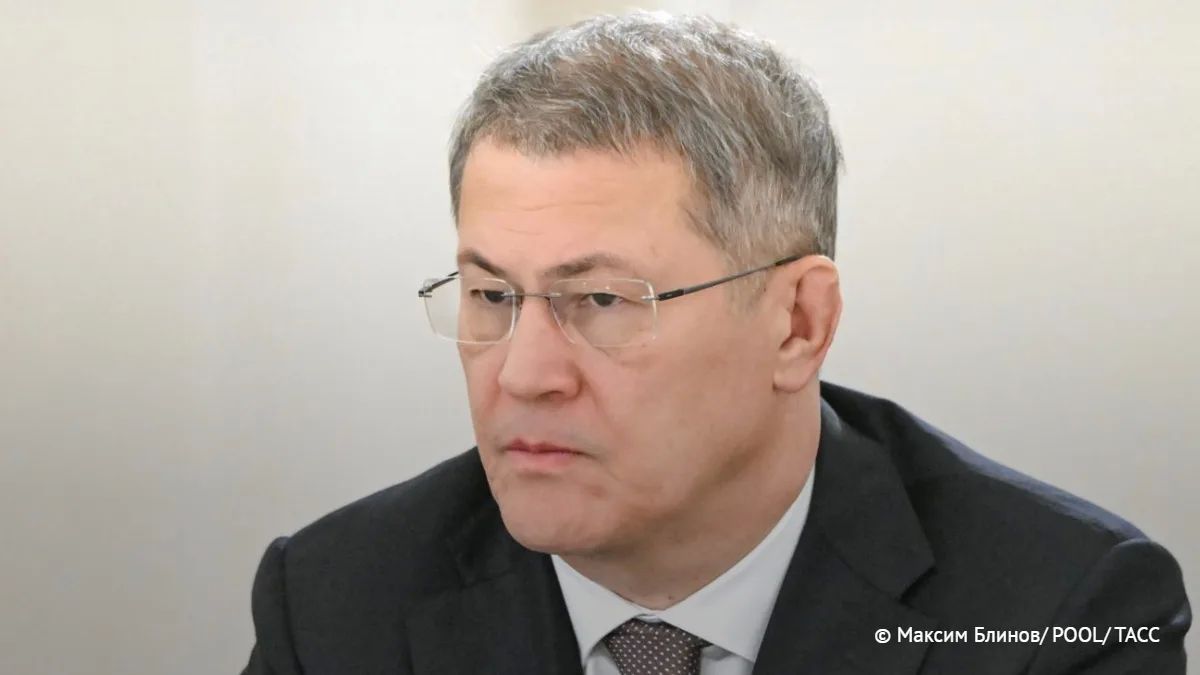 Глава Башкирии Хабиров поручил передать "Защитникам Отечества" машины мэрии Уфы, на которых, по его словам, возили судей и членов их семей на выходные в Казань