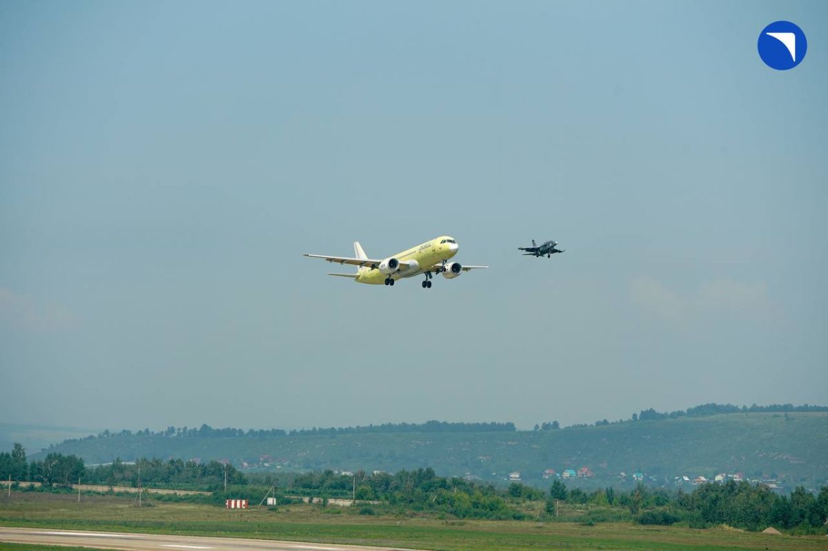 Первый импортозамещенный самолет МС-21-310 поднялся в небо Первый импортозамещенный самолет МС-21-310 поднялся в небо