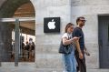 ФАС возбудила дело против Apple за отказ в предустановке RuStore и «Макса»